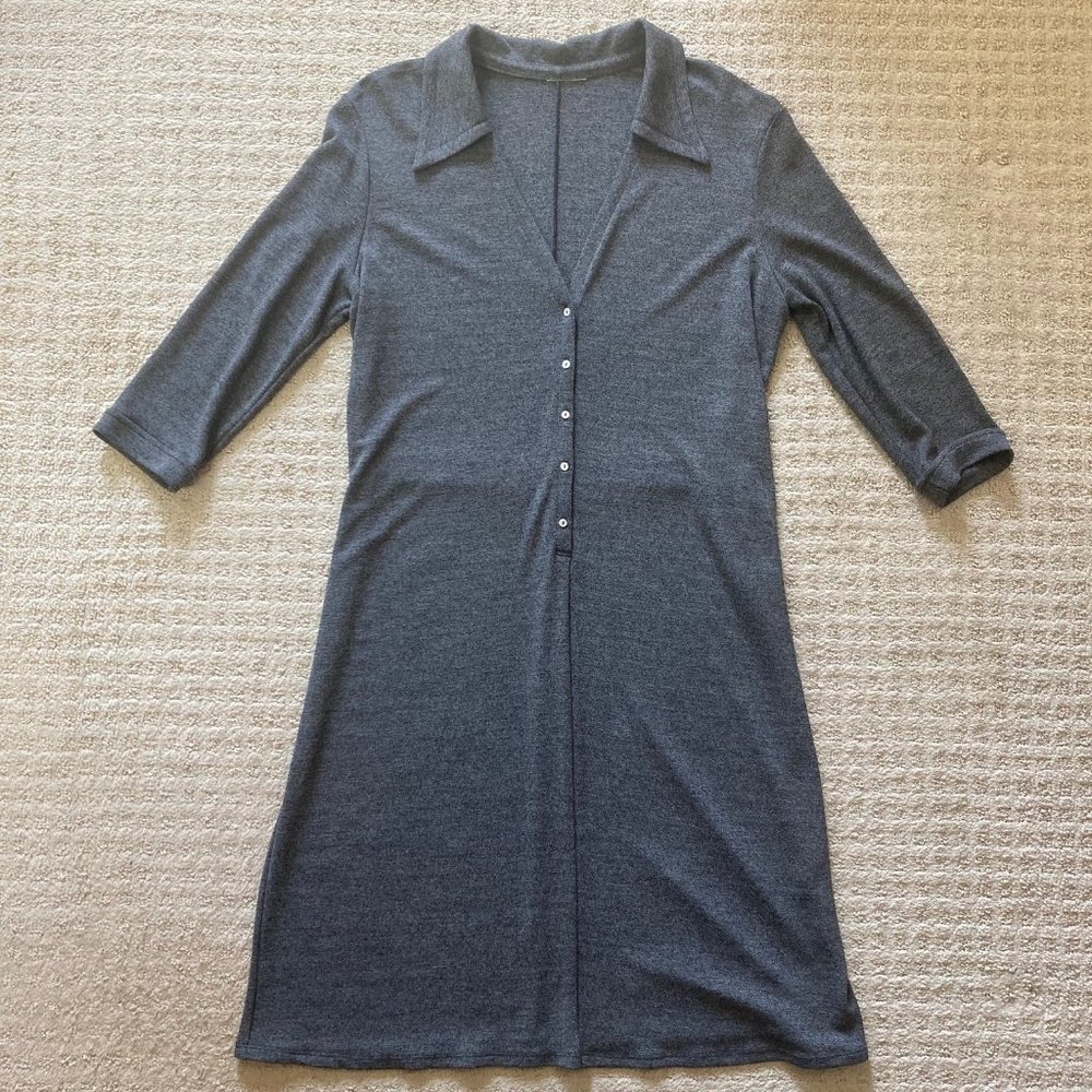 Boutique Max Studio dress with 3/4 length sleeve - color is grey - size Large